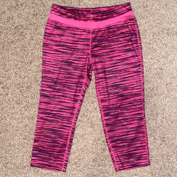 Girls Capris - Picture 1 of 3